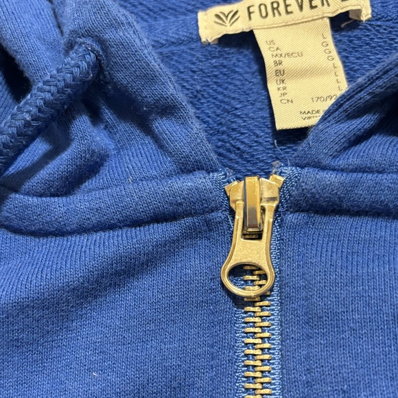 USA Cropped Zip Up - Picture 13 of 16